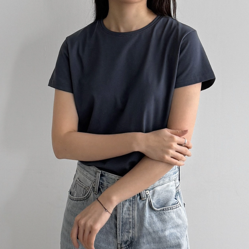 Cool touch basic t-shirt