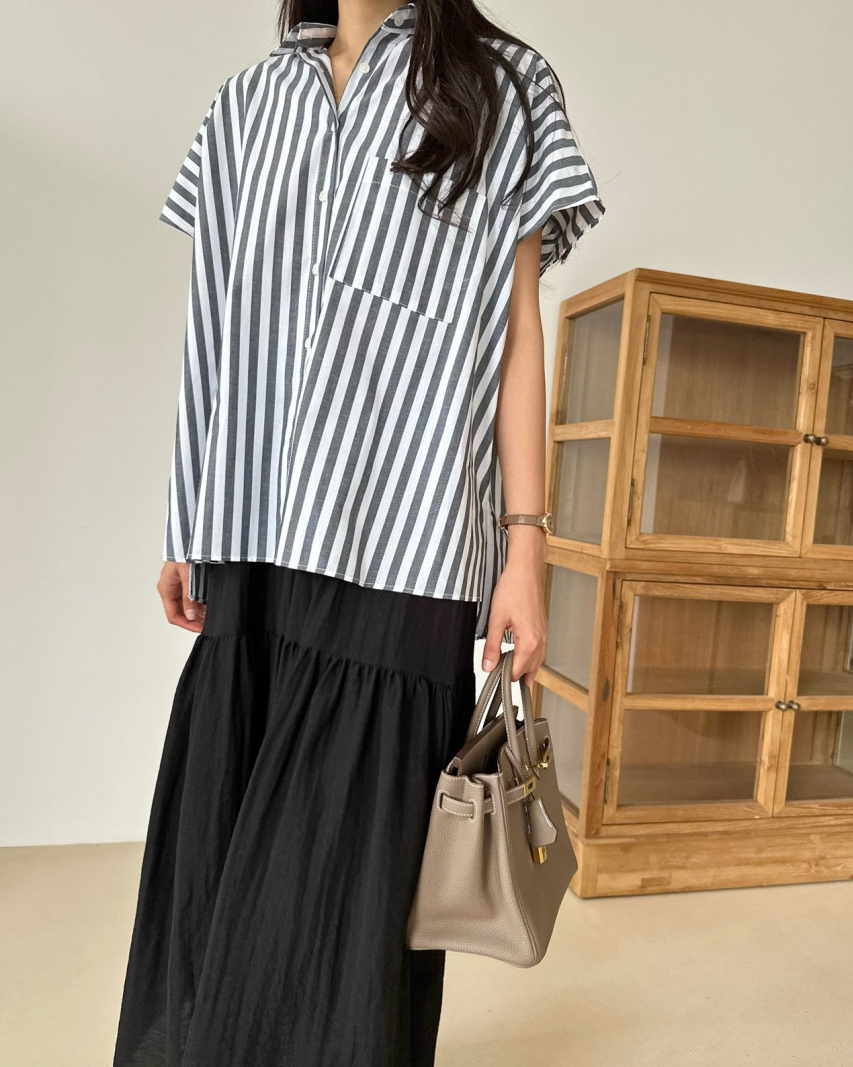 Wide striped shirt