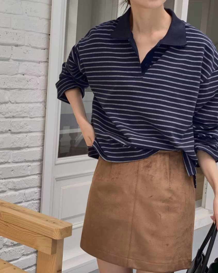 Round collar striped tee