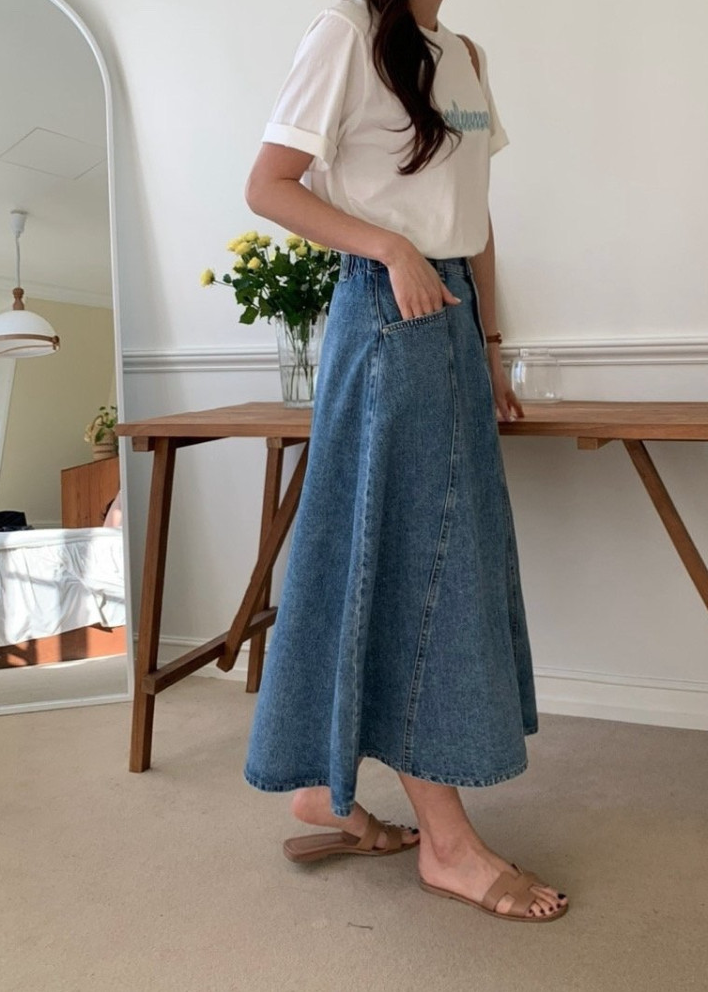 A line stitch denim skirt