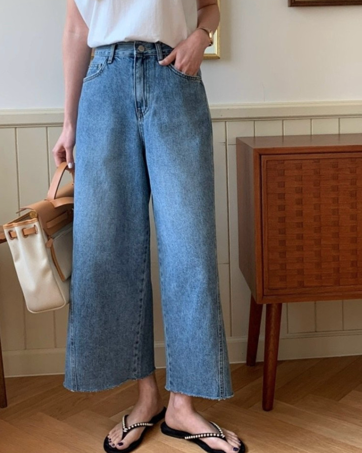 Summer wide natural jeans
