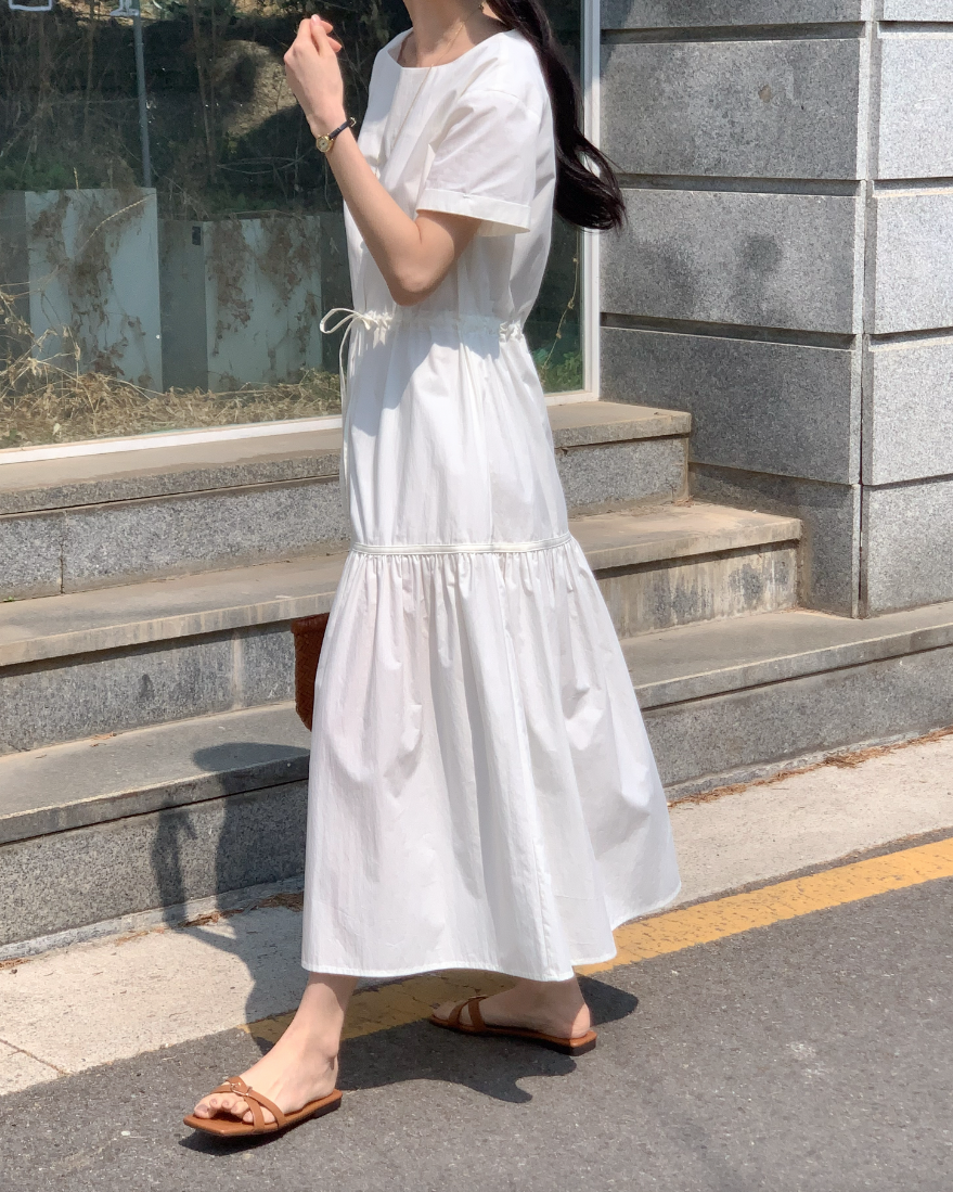 Boat-neck Tiered dress