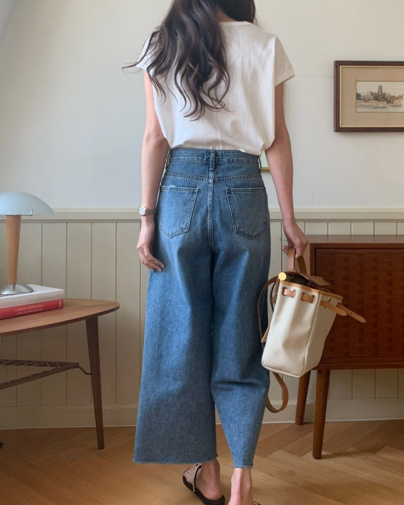 Summer wide natural jeans