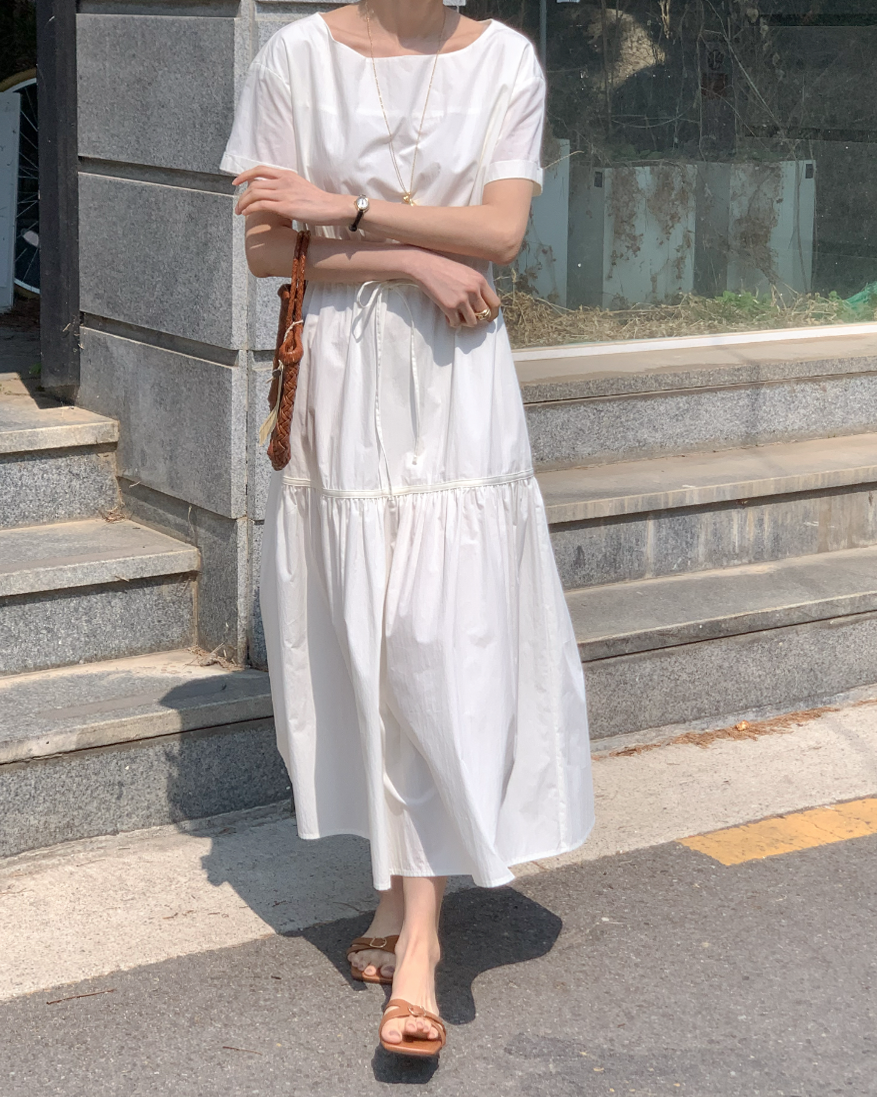 Boat-neck Tiered dress