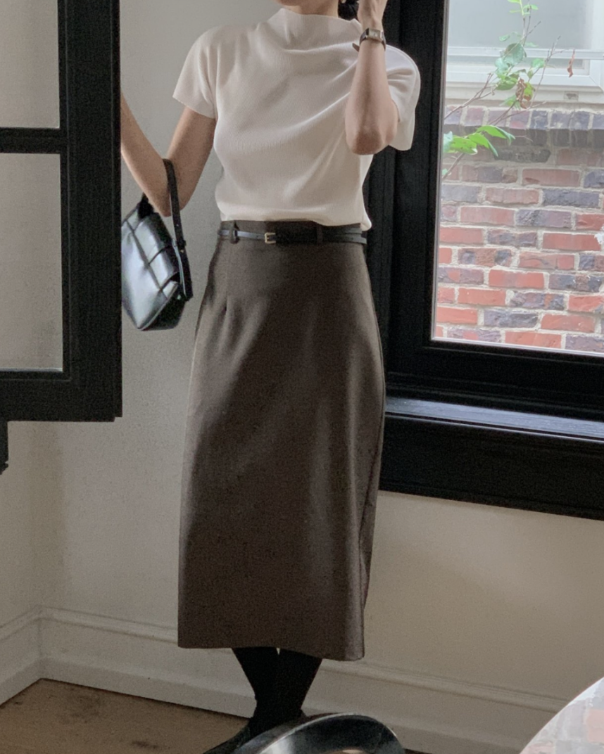 Half neck pleats top