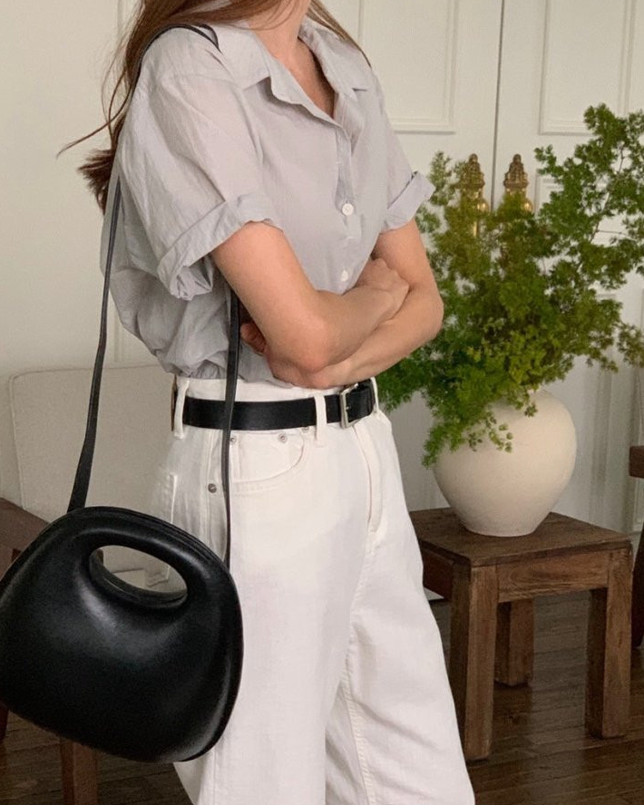 Nylon roll up sleeve shirt