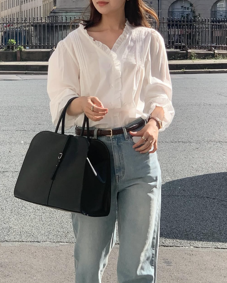 Cotton frill blouse