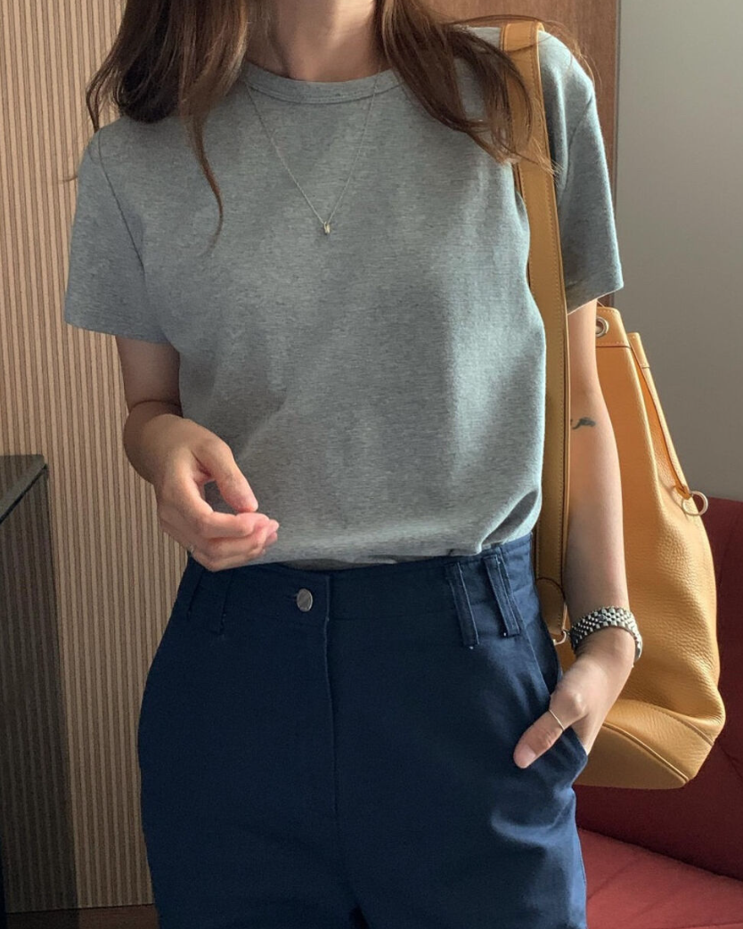 Crewneck minimal tee