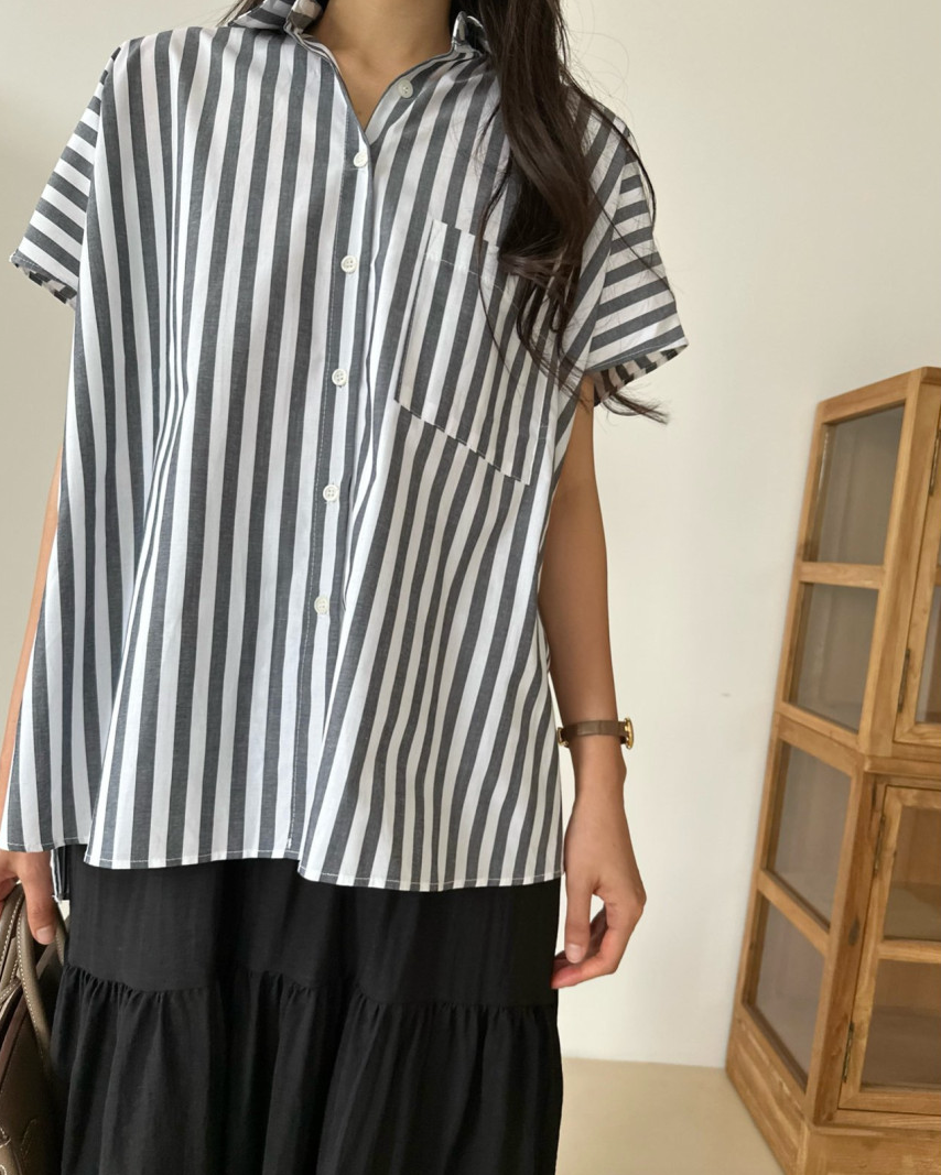 Wide striped shirt