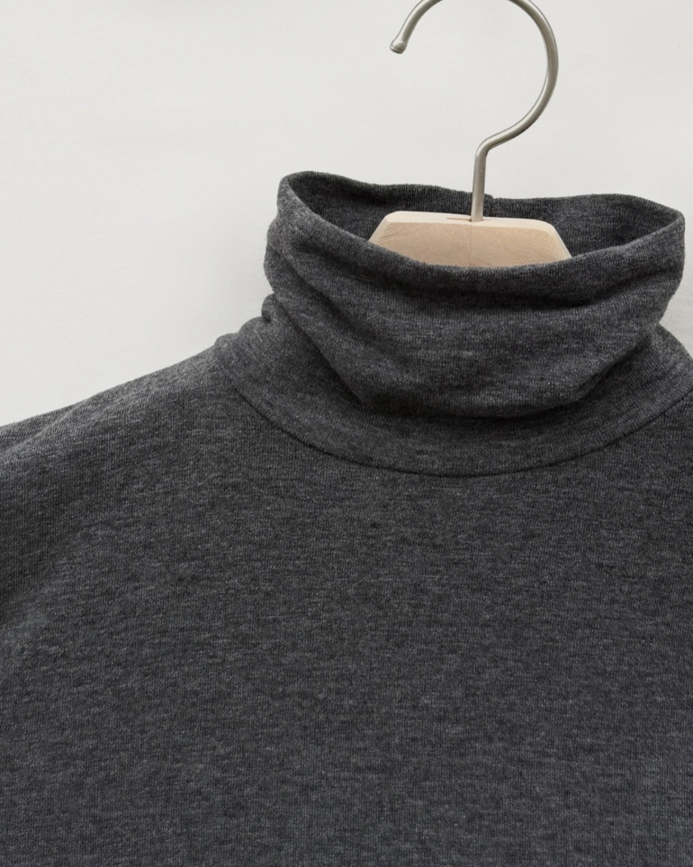 (F/W) Wool tencel high neck top
