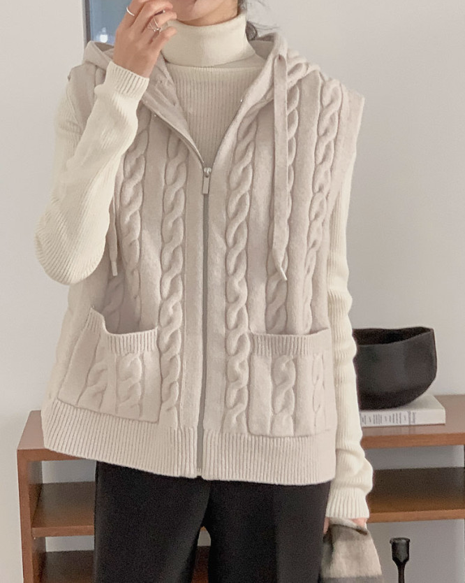 (F/W)Cable-Knit Quilted Vest