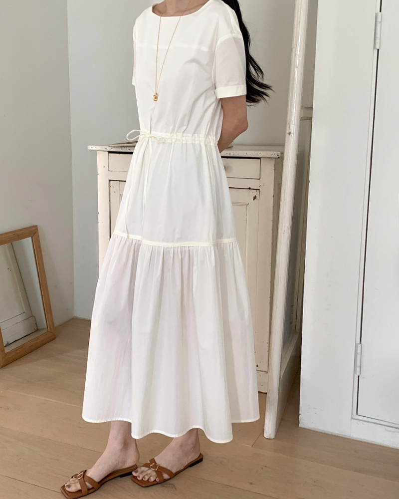 Boat-neck Tiered dress