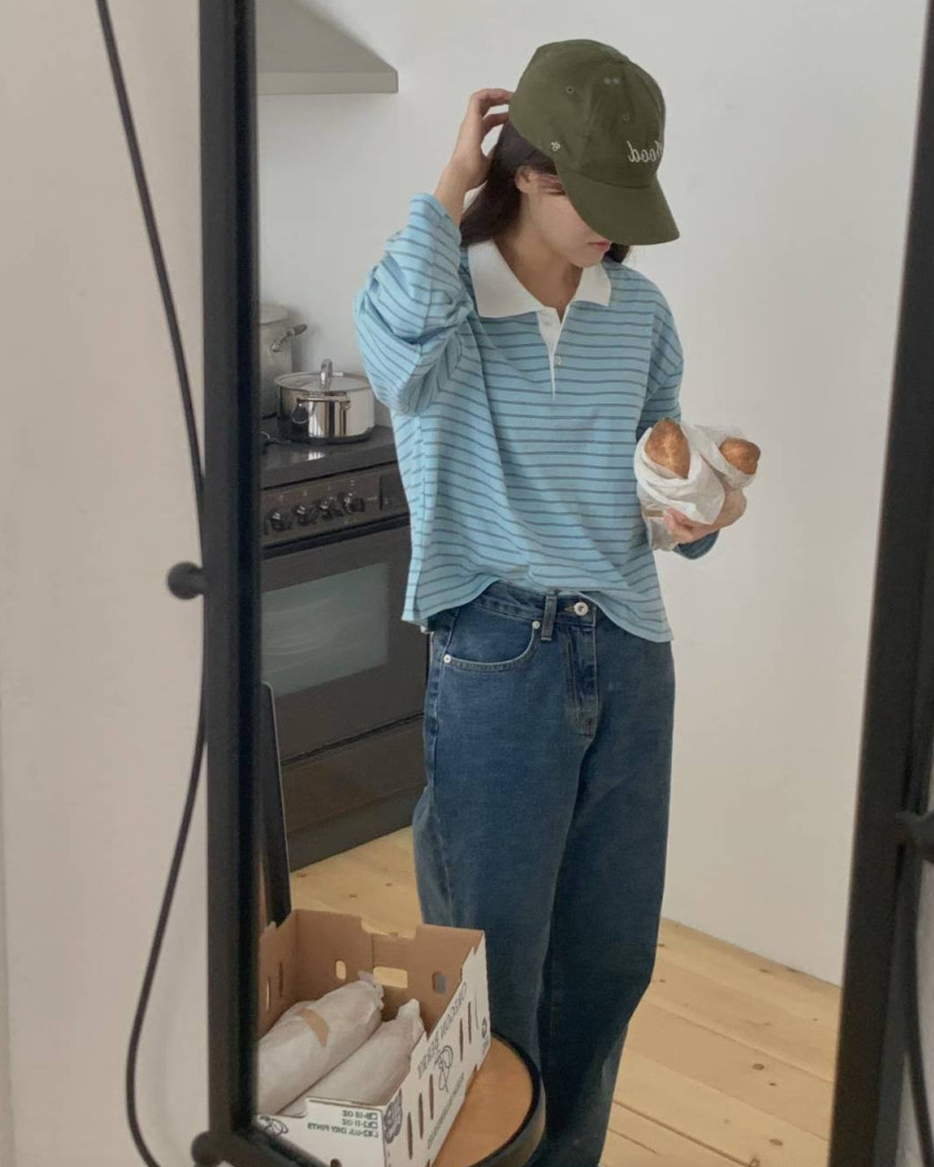 Round collar striped tee