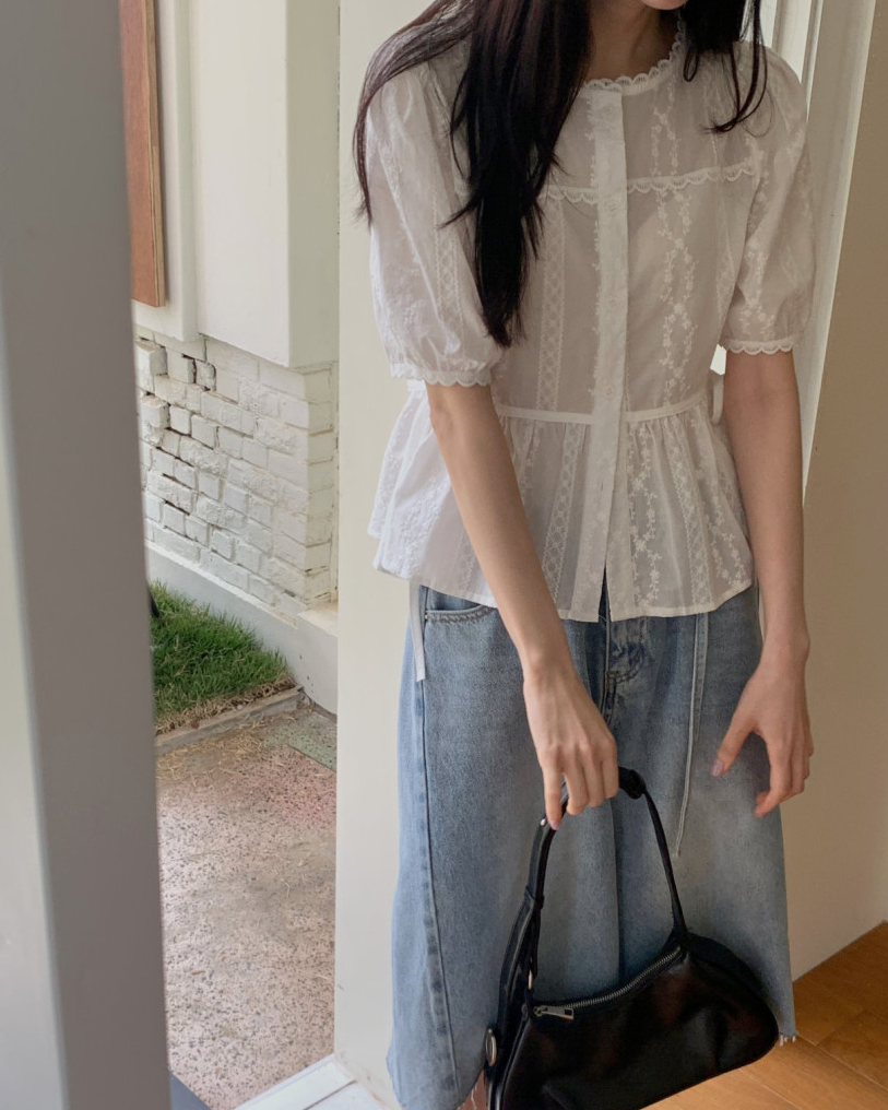 Lulu lace blouse