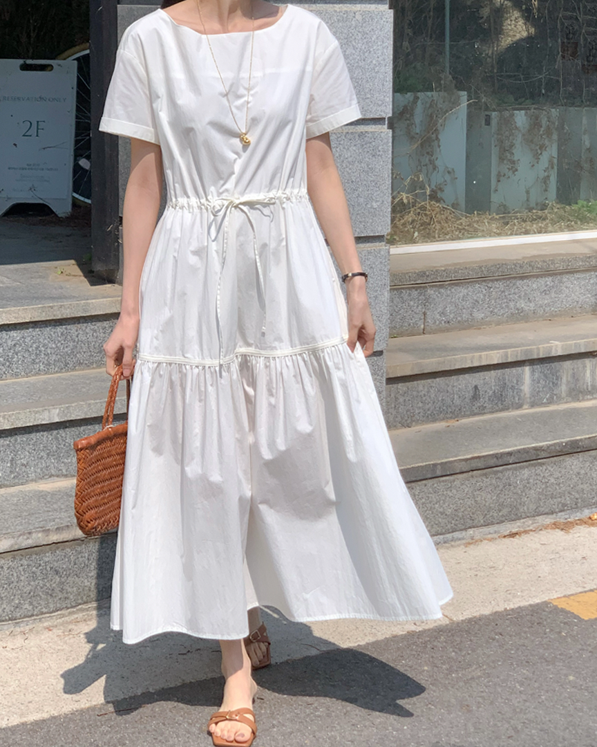 Boat-neck Tiered dress