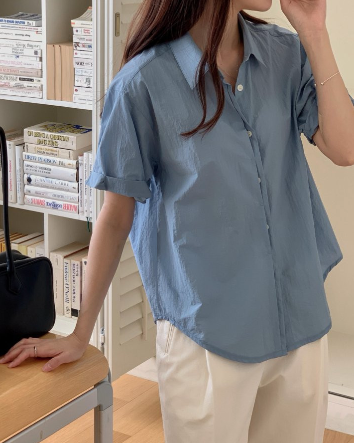 Nylon roll up sleeve shirt