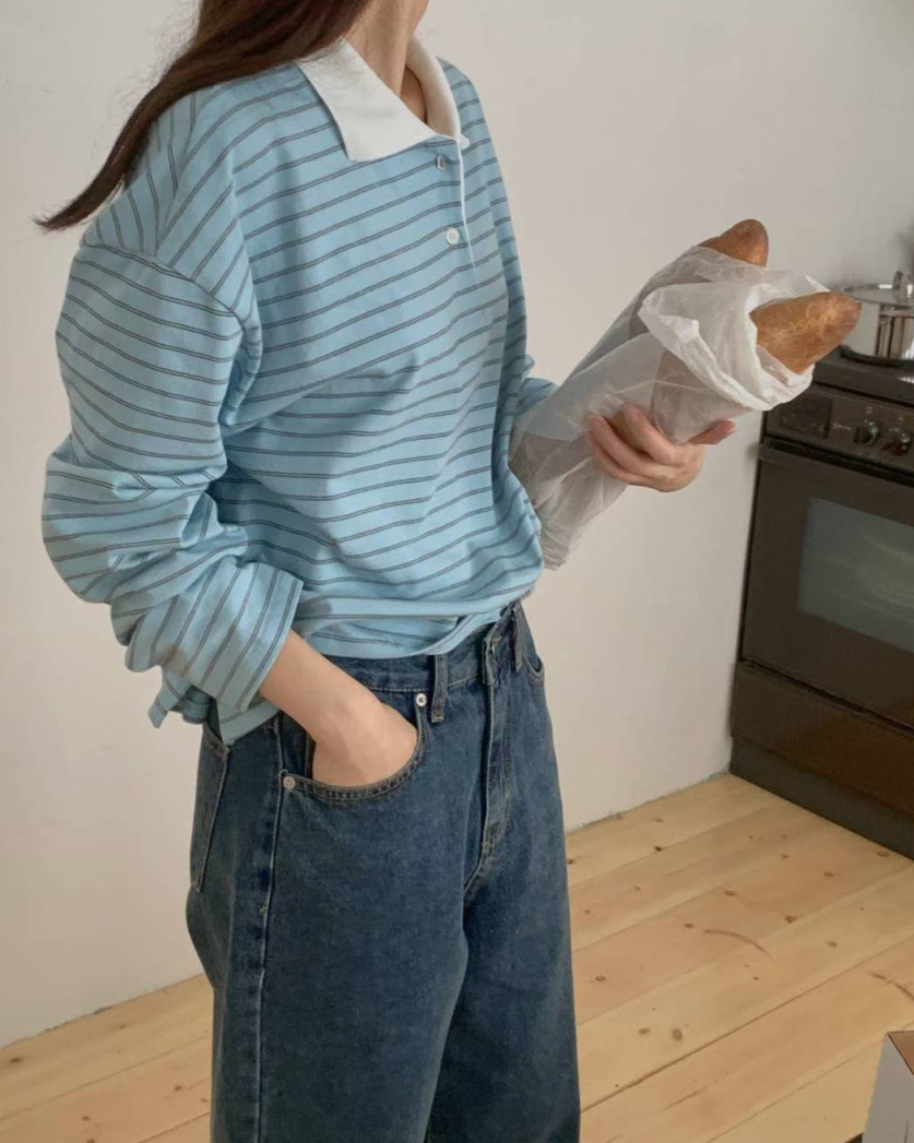 Round collar striped tee