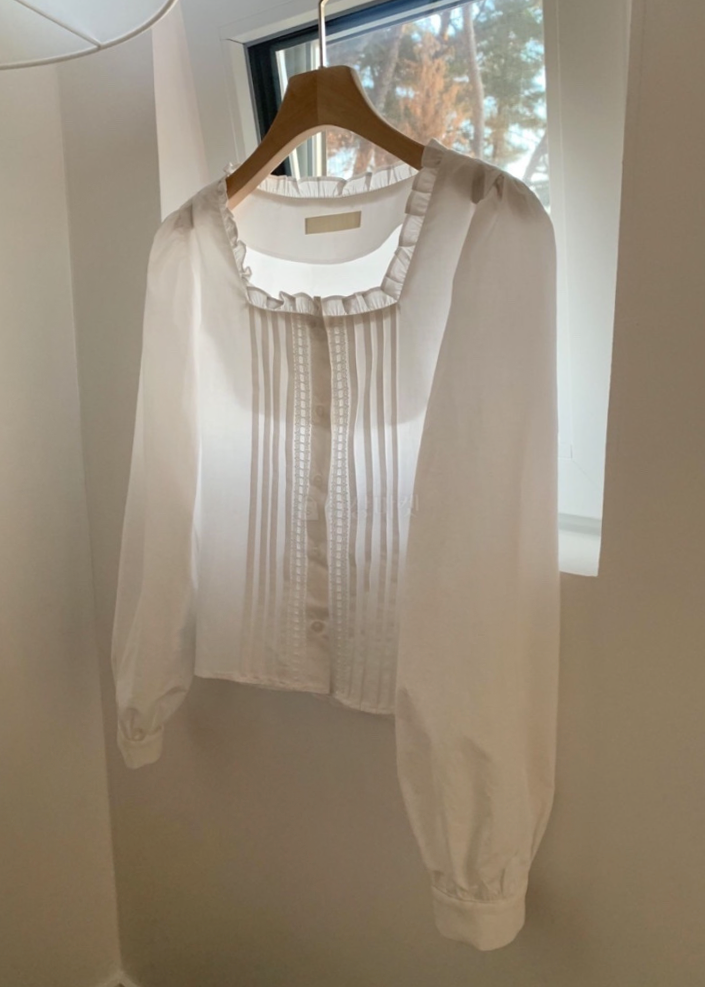 Square pintuck blouse