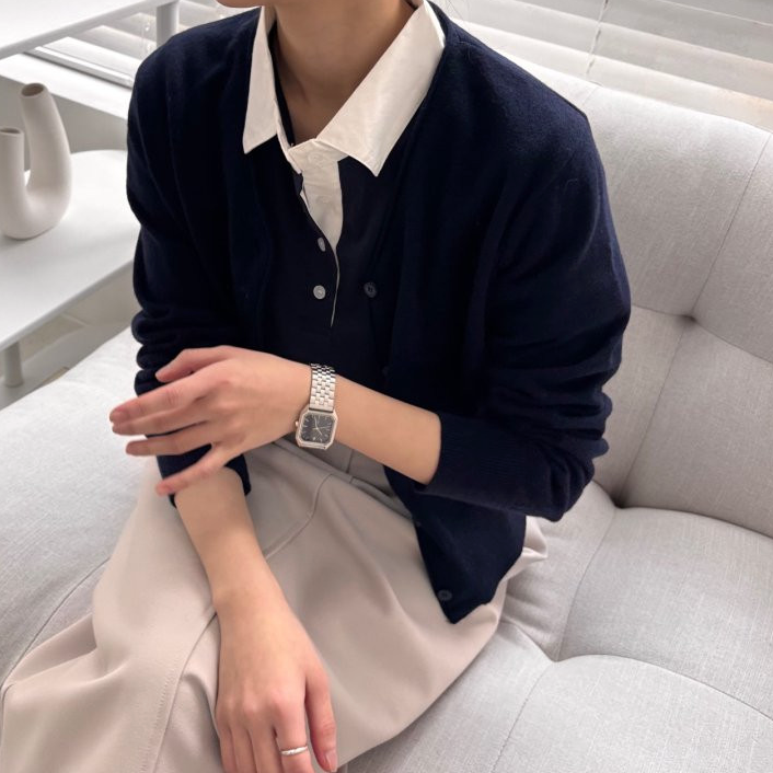 Contrast collar T-shirt