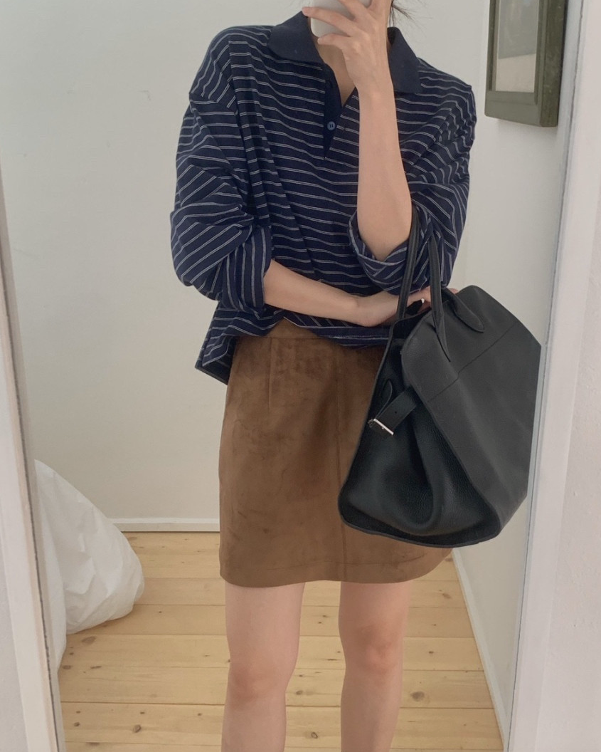 Round collar striped tee