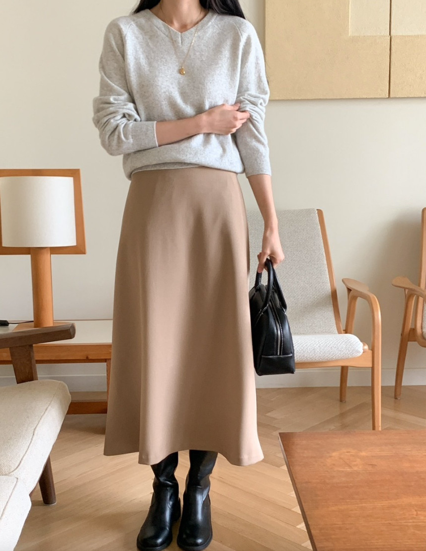 (F/W) Cashmere blend V neck sweater