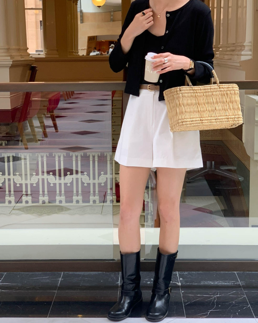 Pintuck shorts with belt