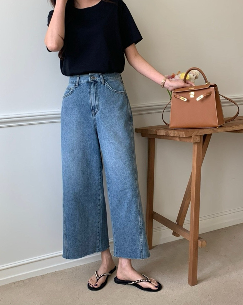 Summer wide natural jeans
