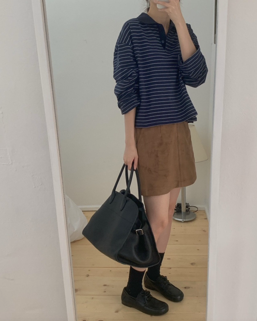 Round collar striped tee