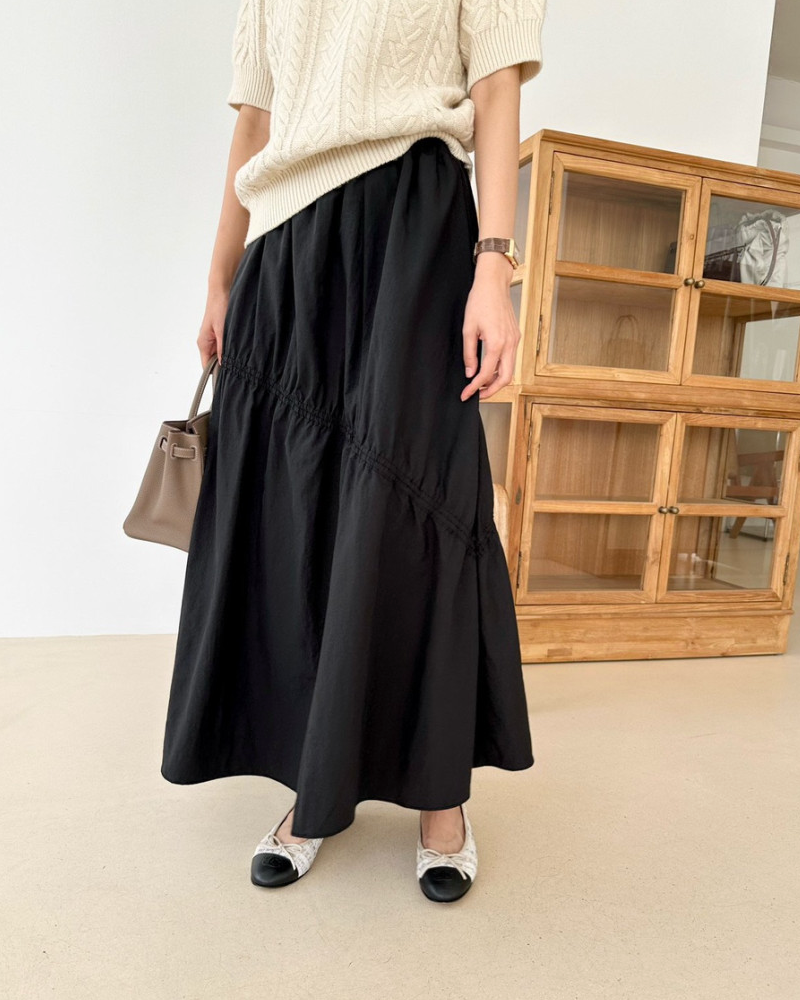 Nylon shirring skirt