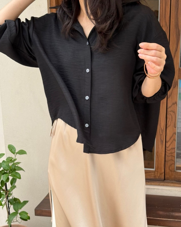 Silky semi cropped blouse