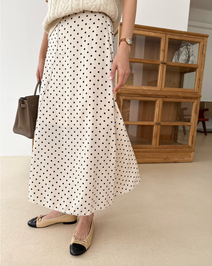 Polka dots skirt