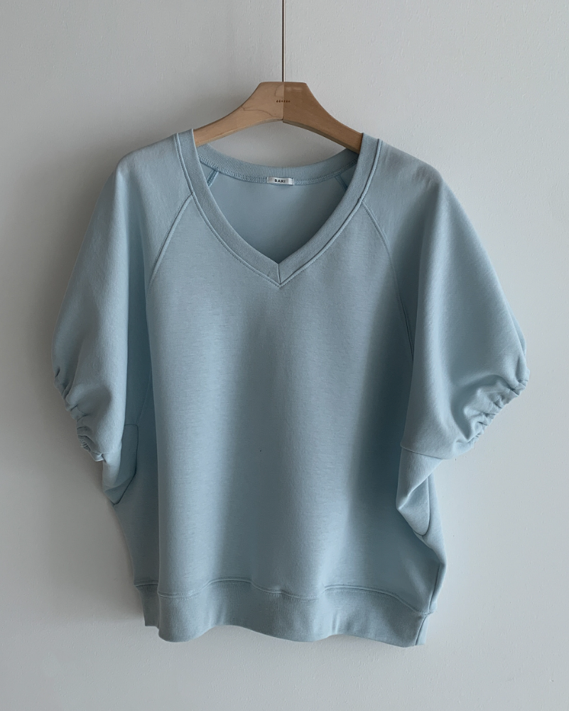 V neck sweatshirt