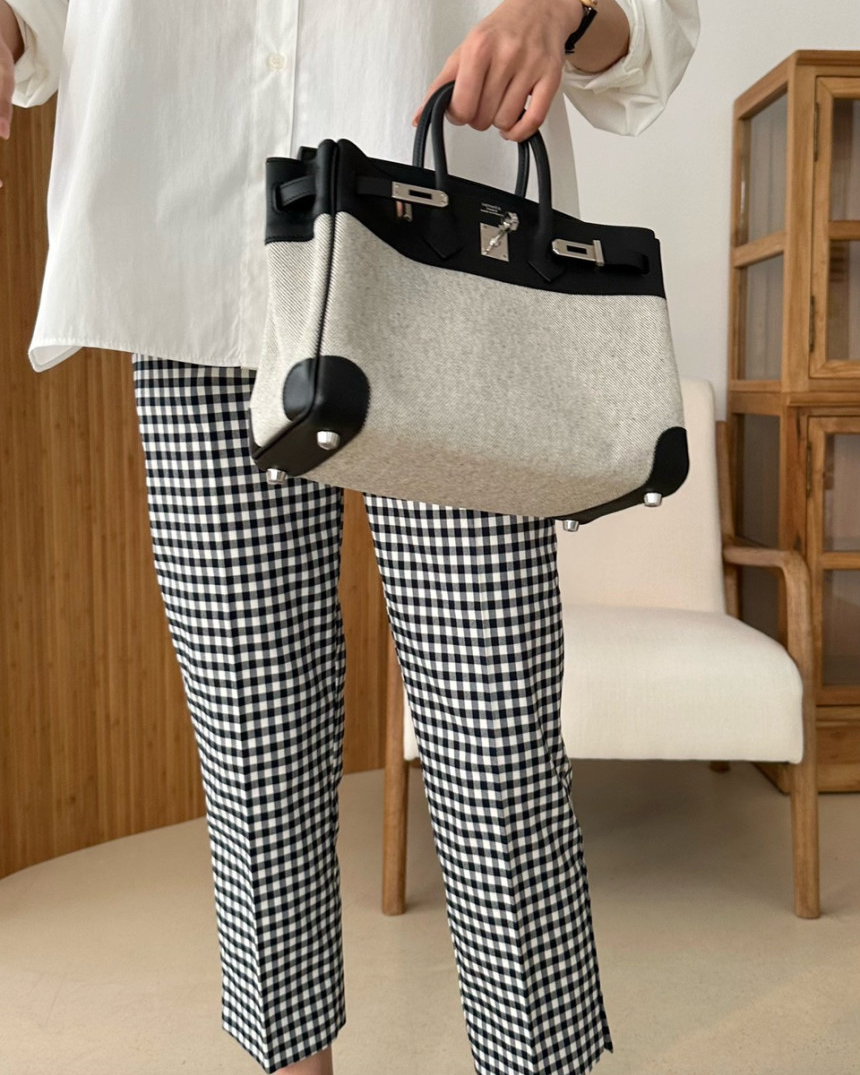 Checkered cropped pants