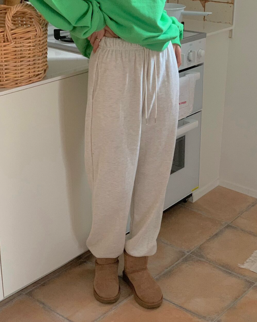 (F/W) Obe fleece lined jogger pants