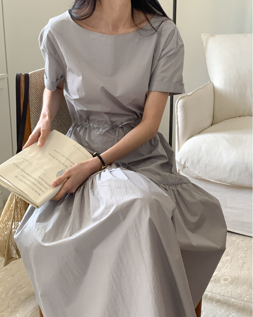 Boat-neck Tiered dress