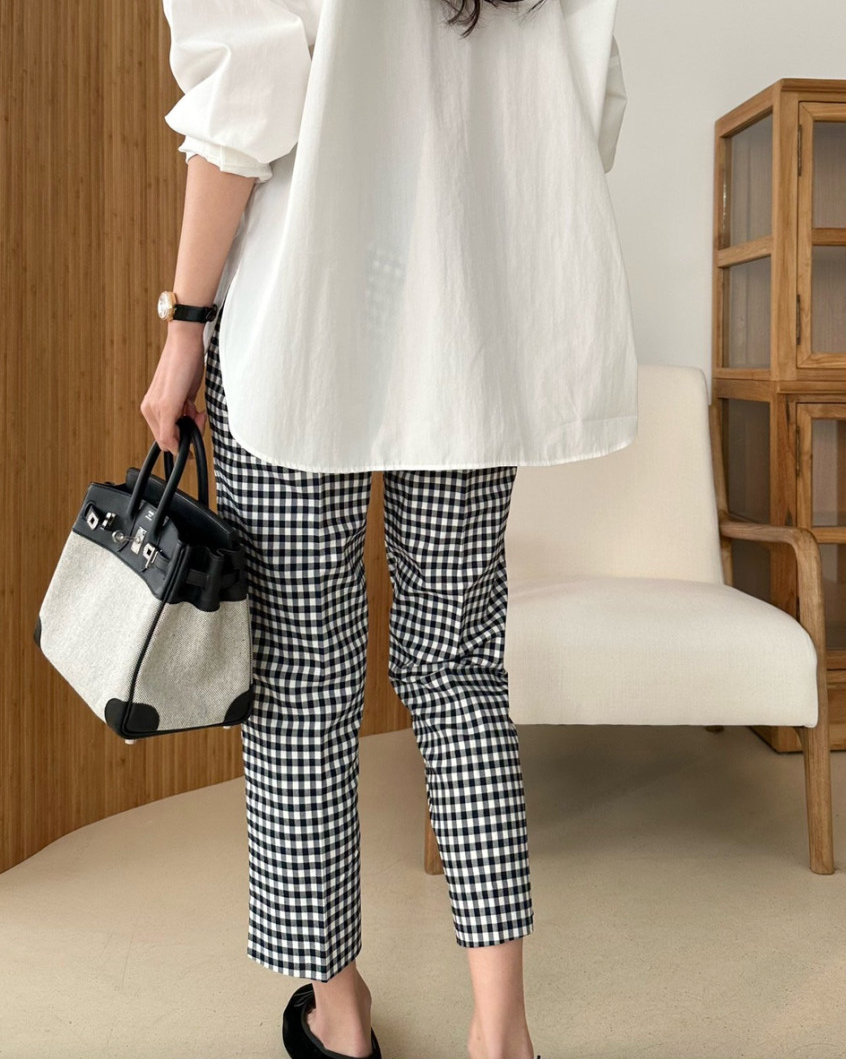 Checkered cropped pants