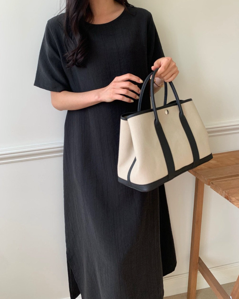Minimal round neck dress