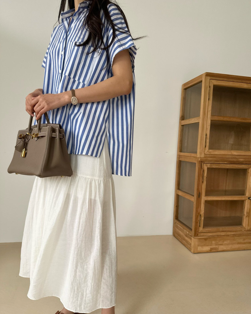 Wide striped shirt