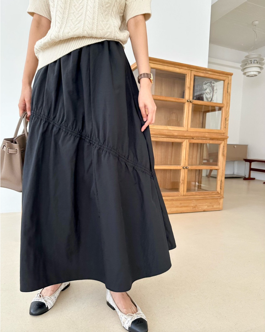 Nylon shirring skirt