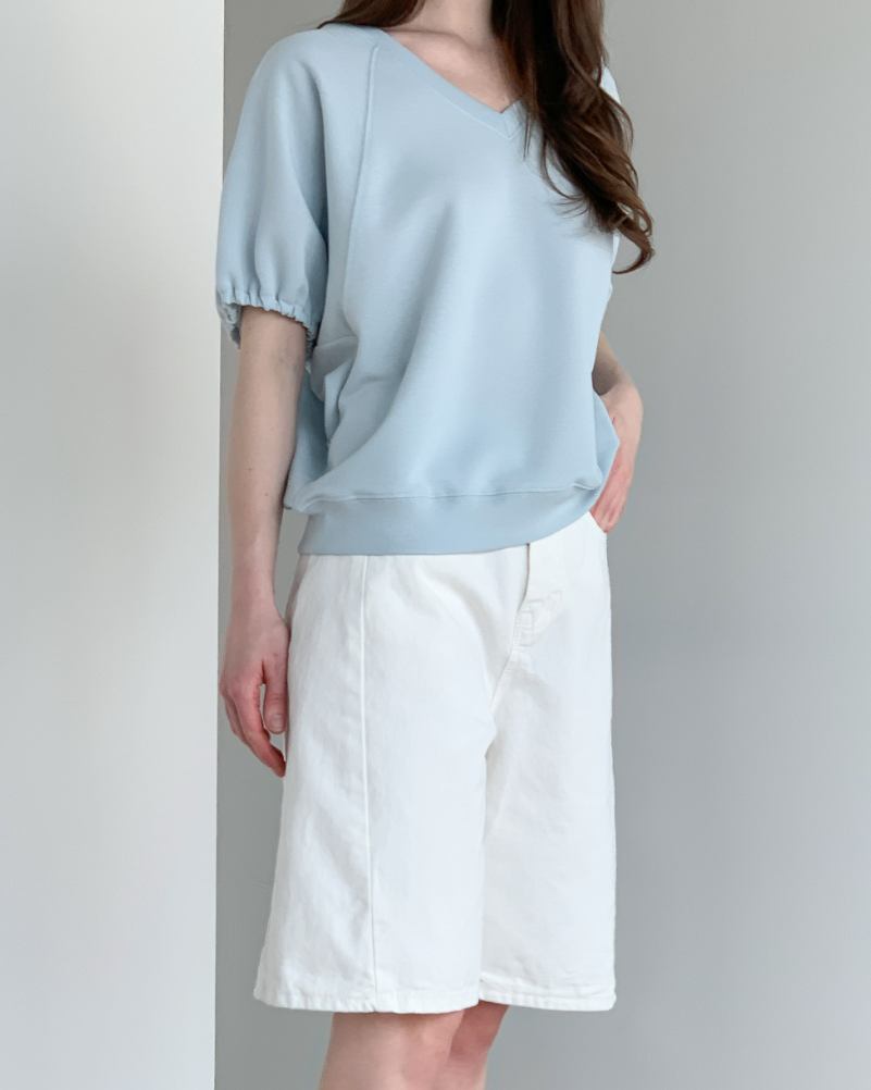 V neck sweatshirt