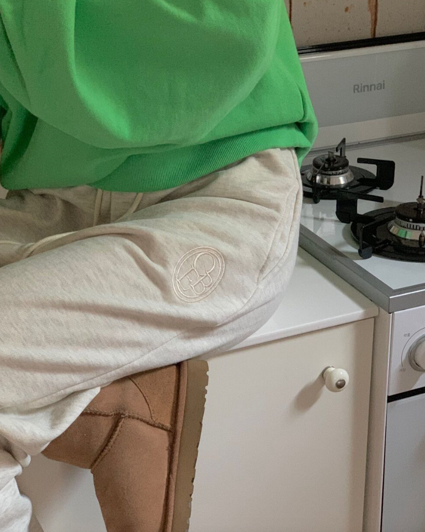 (F/W) Obe fleece lined jogger pants