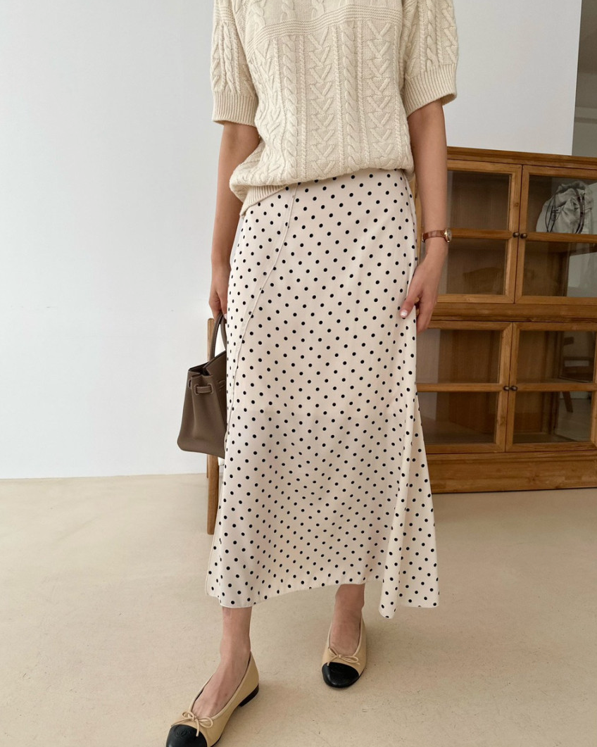 Polka dots skirt