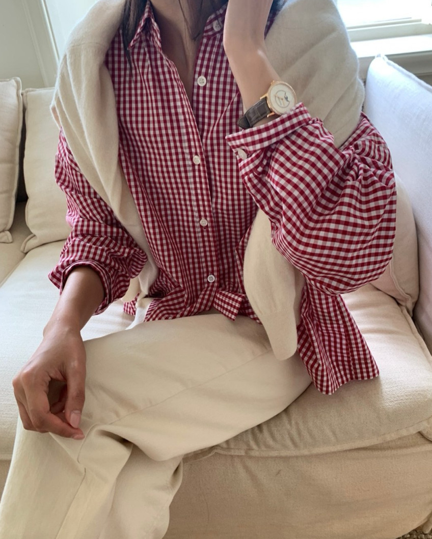 Small checkered cropped shirt