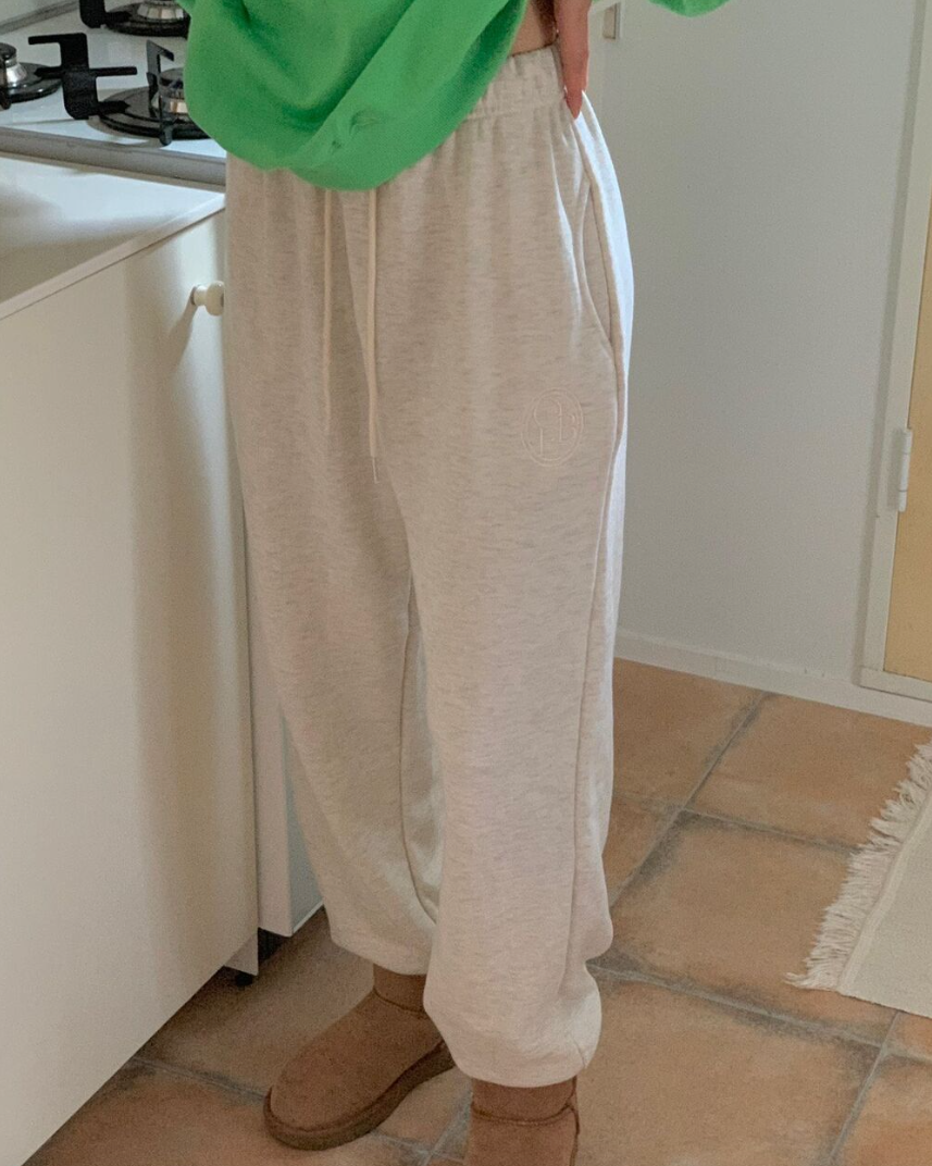 (F/W) Obe fleece lined jogger pants