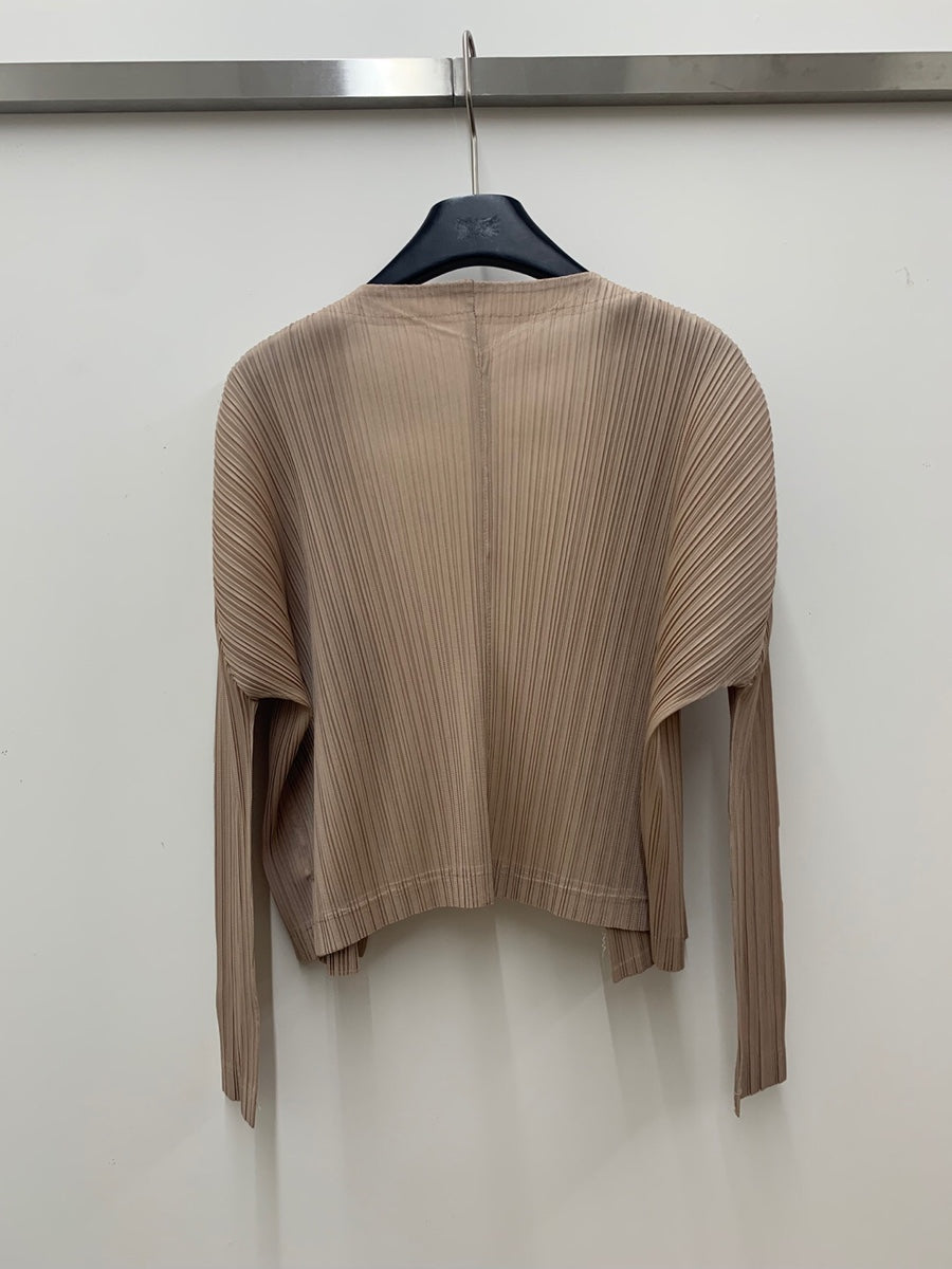 Pleated cardigan