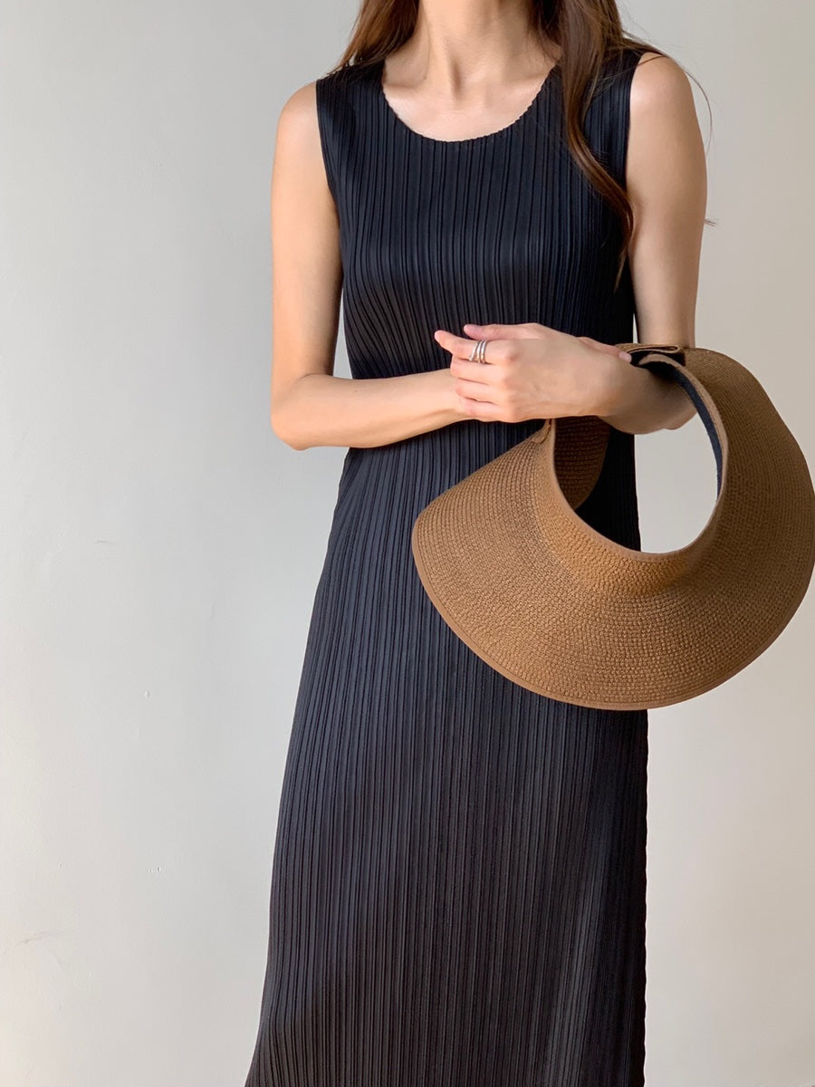 Pleated sleeveless dress