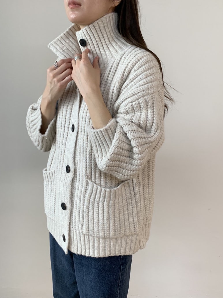 (F/W) High neck loose-fit cardigan
