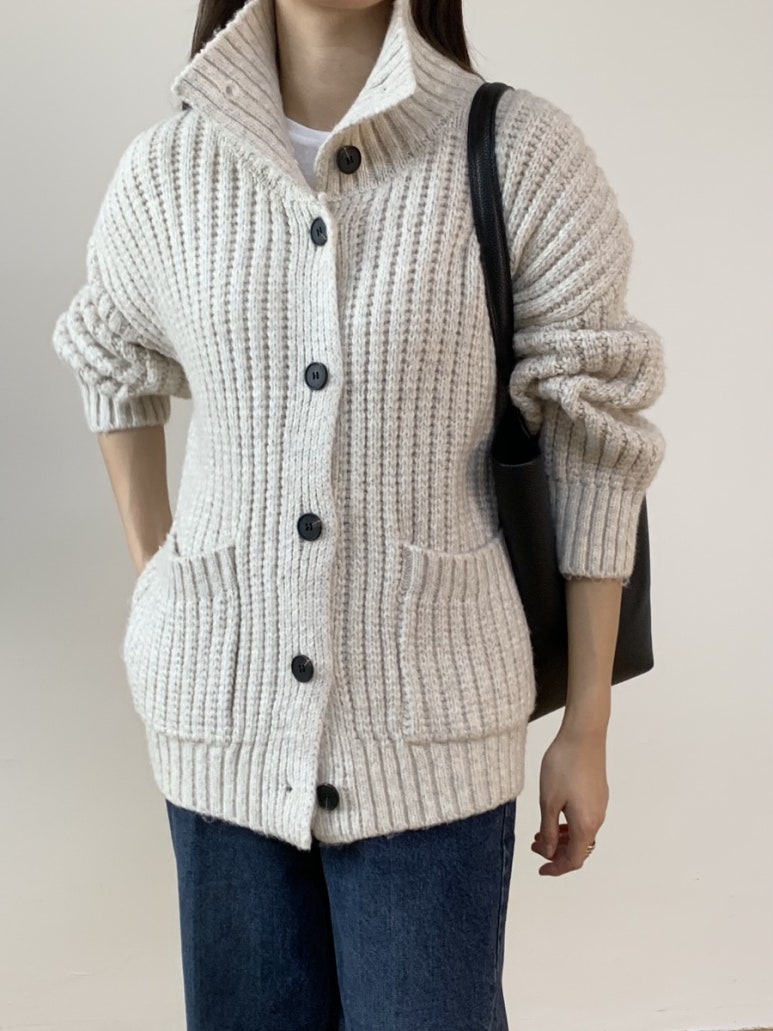 (F/W) High neck loose-fit cardigan
