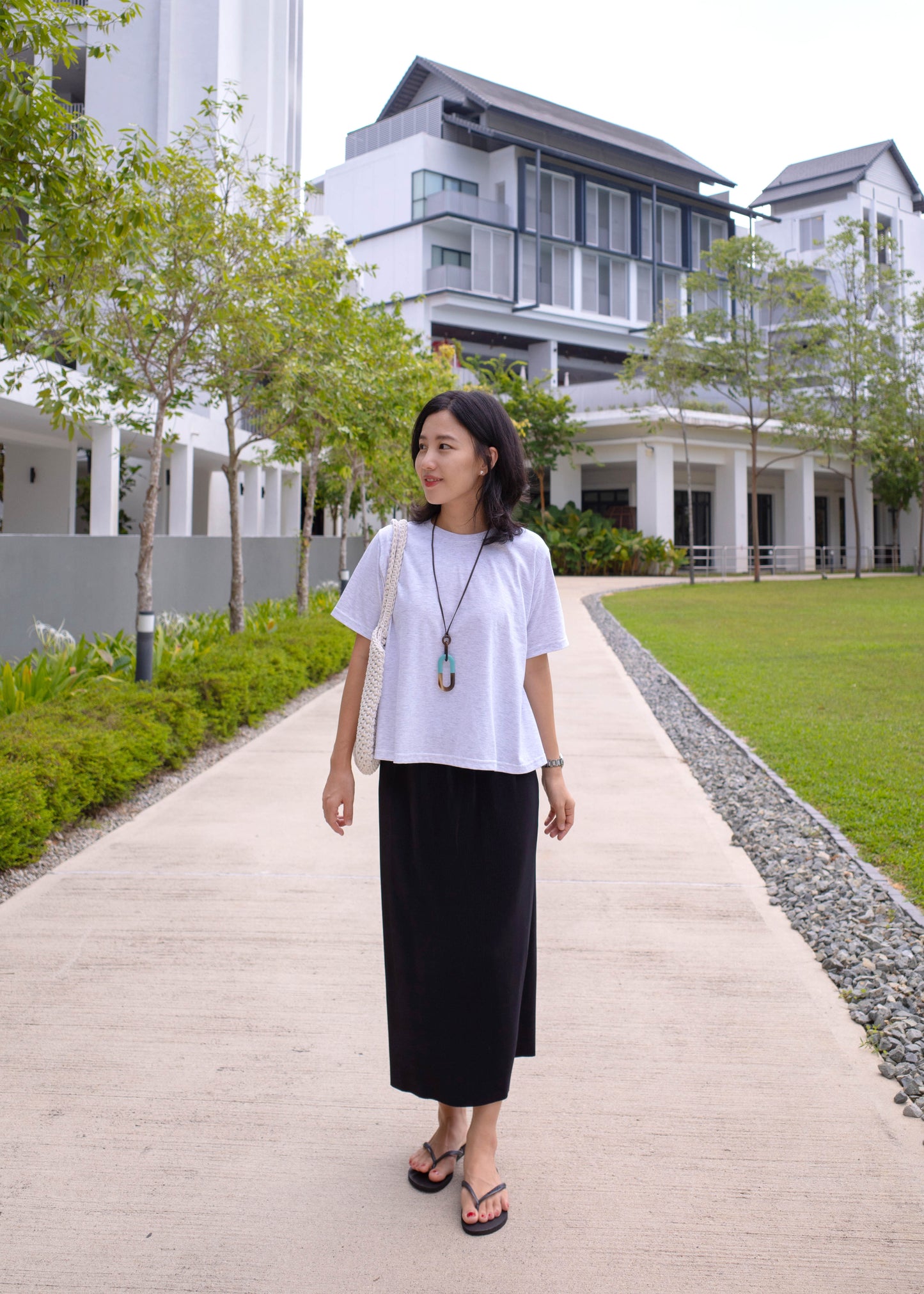 Pleats long skirt