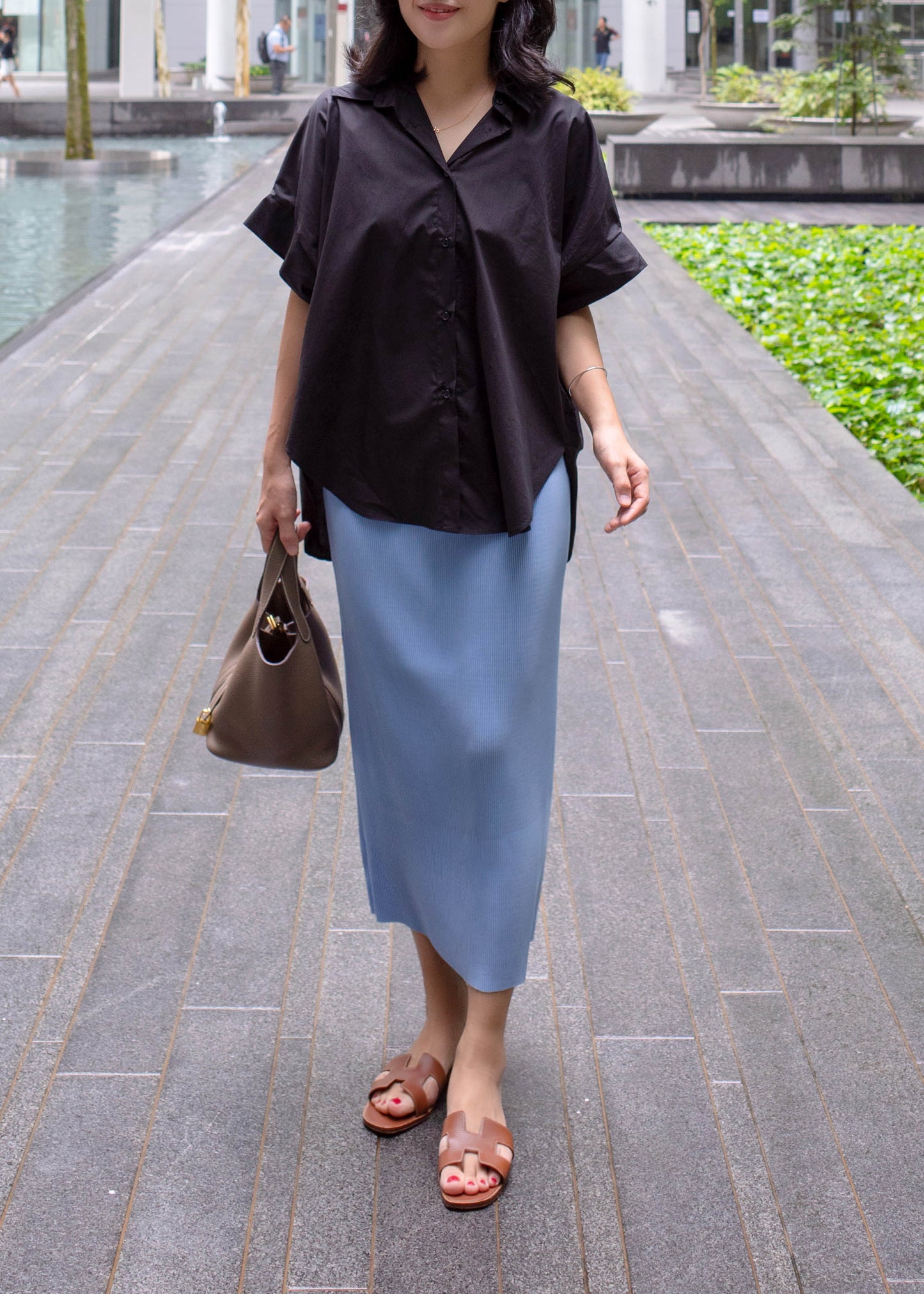 Back shirring cotton shirt